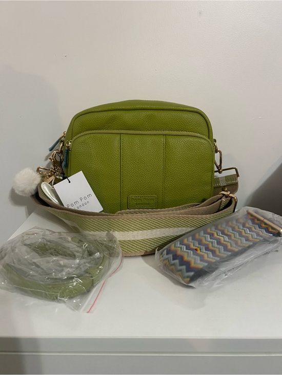 Pom Pom London Handbags - NWT Pom Pom London Green Crossbody Bag with 3 Straps 2 Purse Charms Card Holder